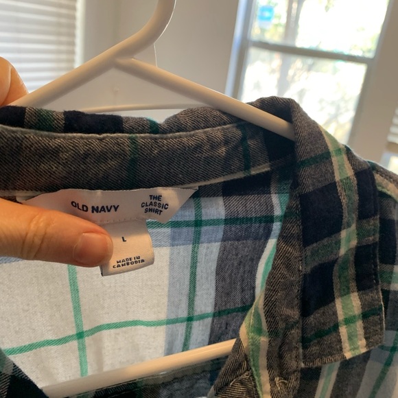Old navy plaid blue button up shirt - Picture 5 of 5